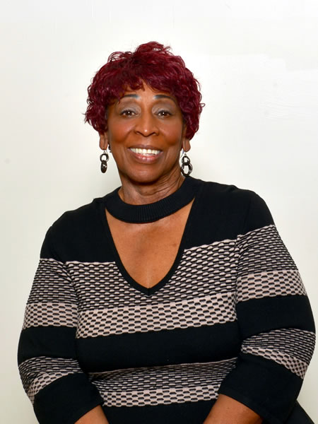 Sis Audrey Barr